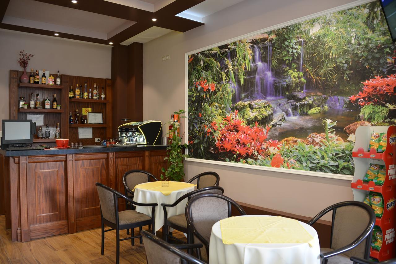 Comfort Hotel 费里 外观 照片